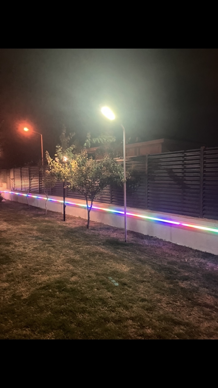 BE-MA Teknik bahçe çevresinde çok renkli adreslenebilir LED aydınlatma uygulaması